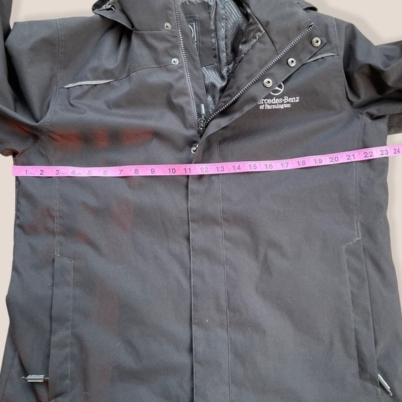 Stormtech Men’s Black Mock Neck Zip Up Coat - Picture 11 of 11